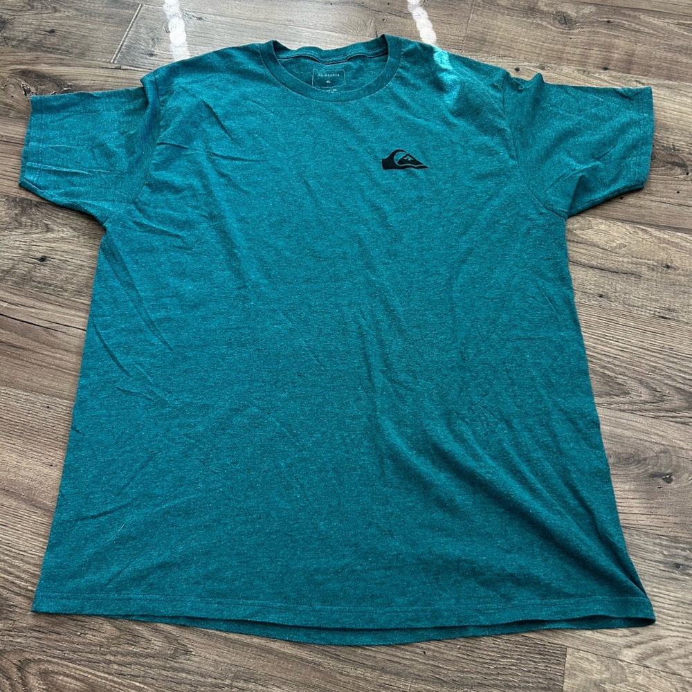 Quiksilver  Blue Tee size XL